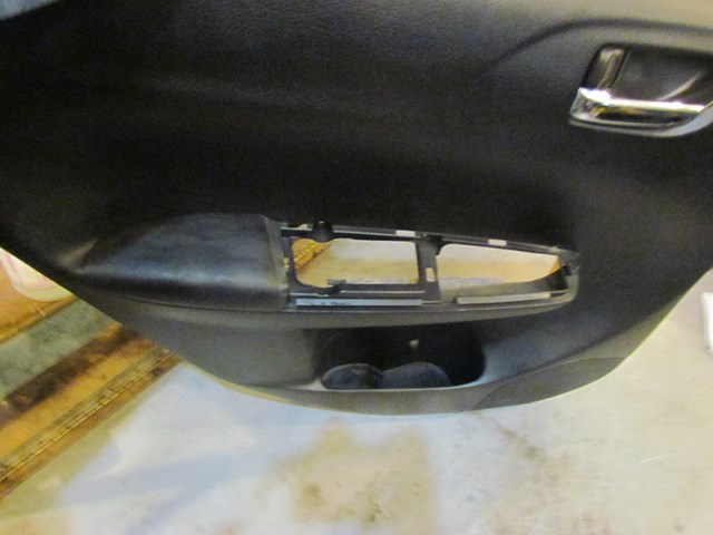 2010 Subaru WRX Hatchback LH Driver Rear Door Panel