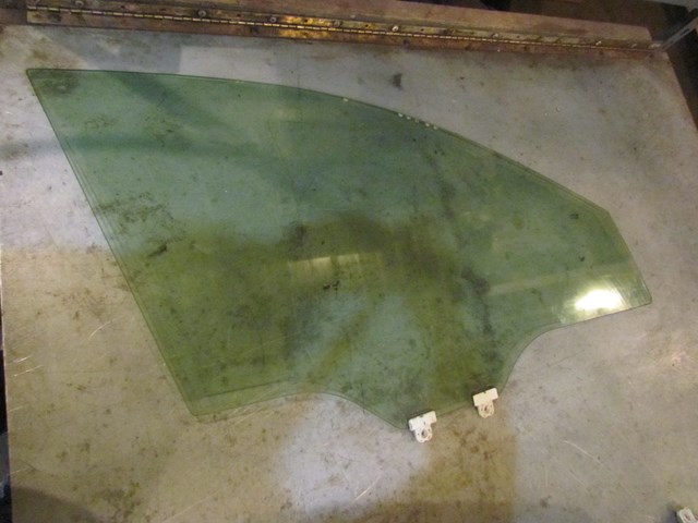 2010 Subaru WRX Front RH Passenger Door Glass
