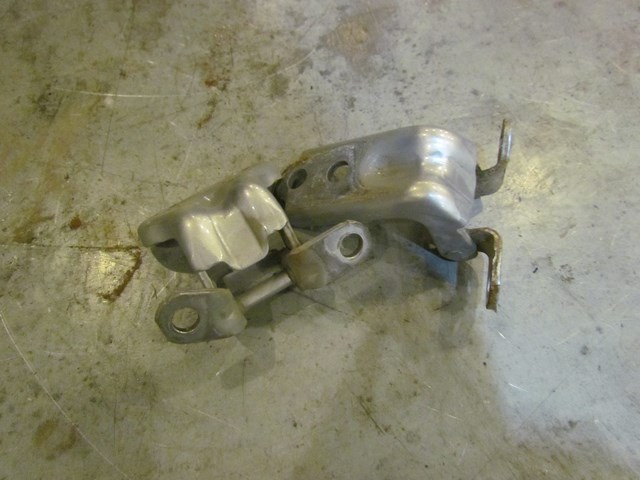 2010 Subaru WRX Hatchback Rear LH Driver Door Hinge