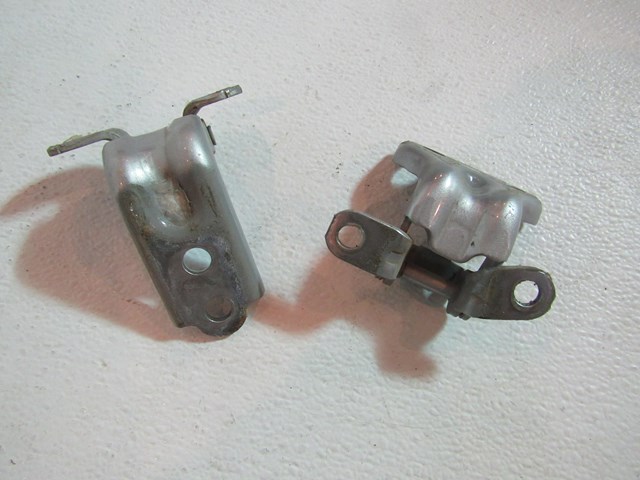 2010 Subaru WRX Hatchback Rear RH Passenger Door Hinges