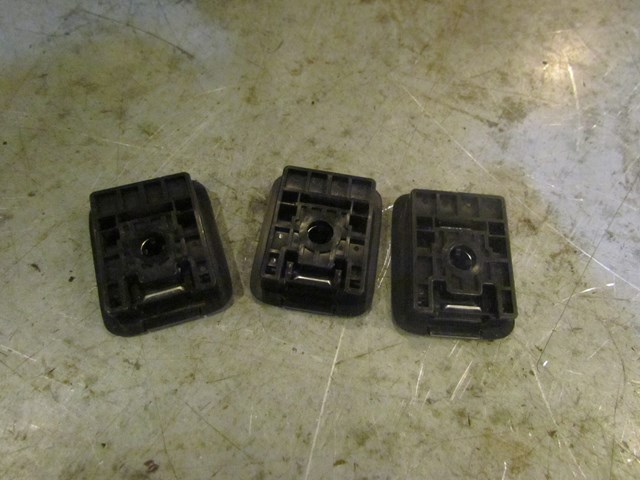 2010 Subaru WRX Hatchback Tie Downs (3)