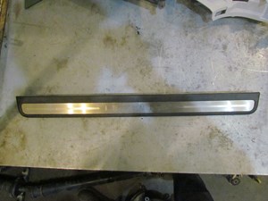 2010 Infiniti G37X Sedan RH Passenger Front Door Sill Kick Plate
