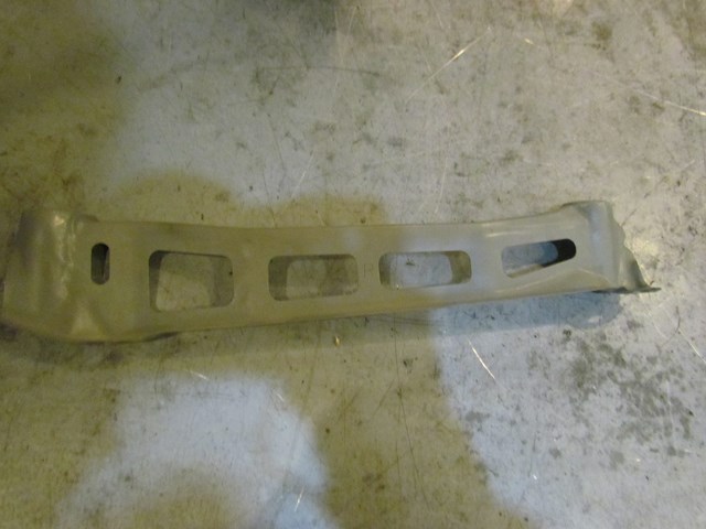 2010 Subaru WRX Hatchback RH Passenger Fender Bracket