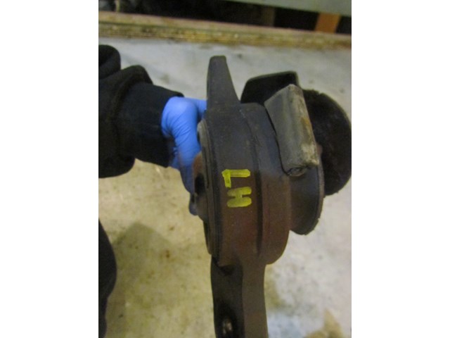 2010 Subaru WRX Turbo LH Driver Engine Mount OEM 41022AG121