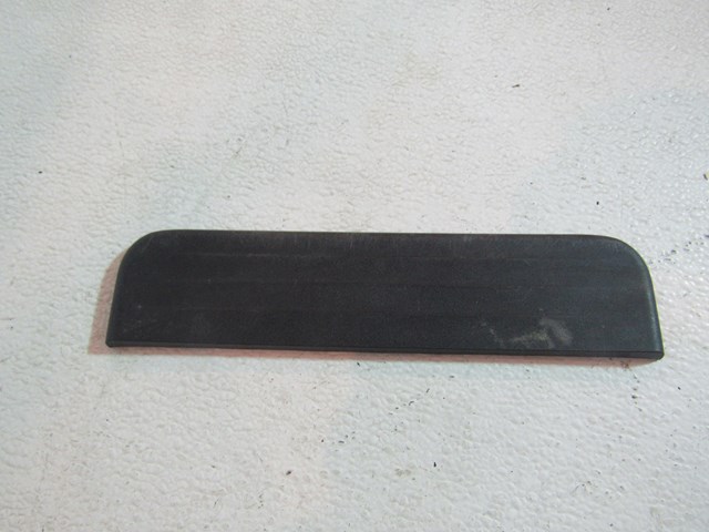 2010 Infiniti G37 Sedan Rear LH Driver Door Sill Plate