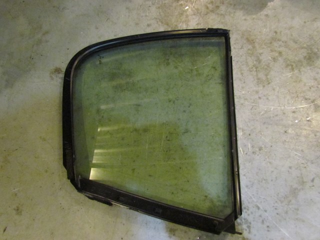 2010 Infiniti G37x Sedan Rear RH Passenger Quarter Glass