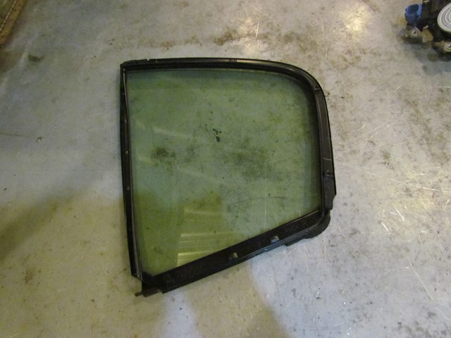 2010 Infiniti G37x Sedan Rear RH Passenger Quarter Glass