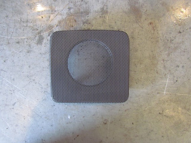 2010 Infiniti G37X Sedan Dash Speaker Cover 