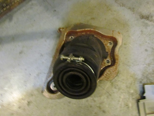 2010 Infiniti G37x Sedan Steering Column Firewall