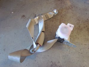 2010 Infiniti G37x Sedan Rear LH Driver Seat Belt w/Buckle