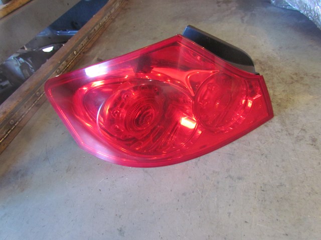 2010 Infiniti G37x Sedan LH Driver Tail Light-Quarter Mounted
