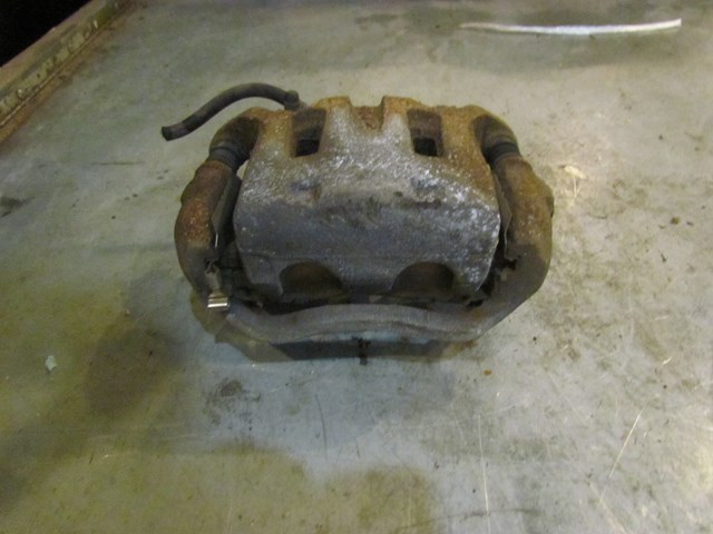 2010 Infiniti G37x Sedan Front RH Passenger Caliper