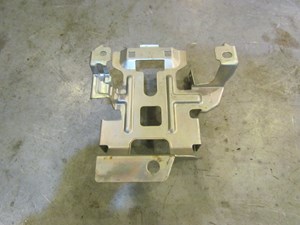 2010 Infiniti G37x Sedan VVEL Control Bracket