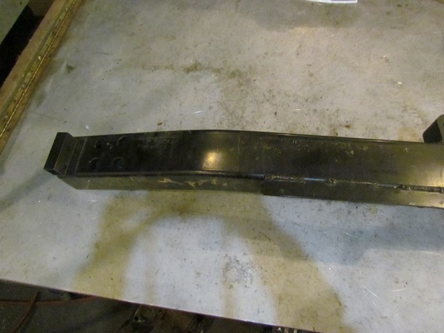 2010 Infiniti G37x Sedan Front Bumper Reinforcement Bar