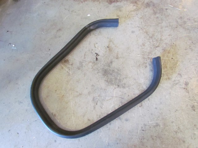 2010 Infiniti G37x Sedan Trunk Pass Through Body Seal