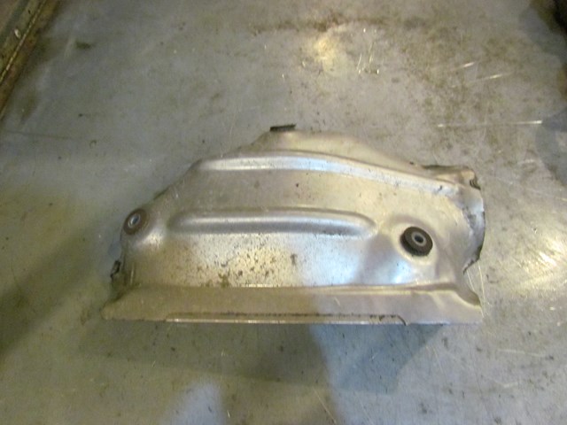 2010 Infiniti G37x RH Passenger Exhaust Manifold Heat Shield