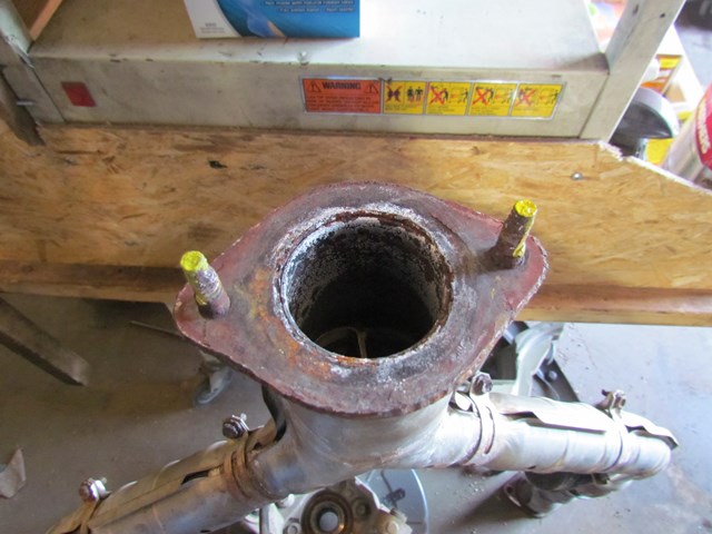 2010 Infiniti G37x Sedan Exhaust Y Pipe-See Studs