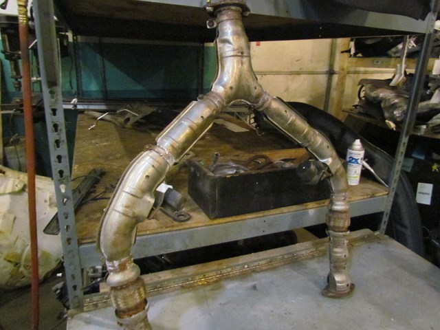 2010 Infiniti G37x Sedan Exhaust Y Pipe-See Studs