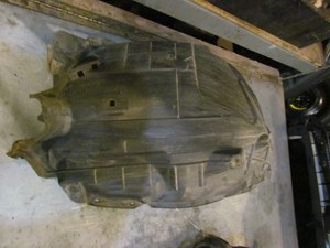 2010 Infiniti G37 G37x Sedan RH Front Fender Liner Rear Portion