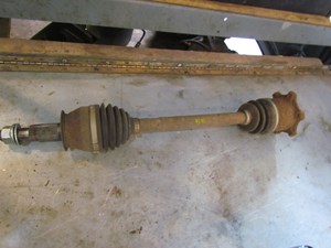 2010 Infiniti G37x Sedan Rear RH Passenger Axle