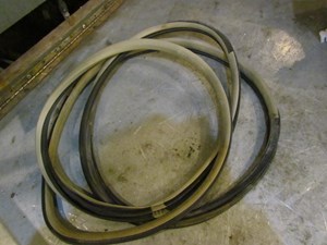 2003 Infiniti G35 Coupe RH Passenger Door Seal