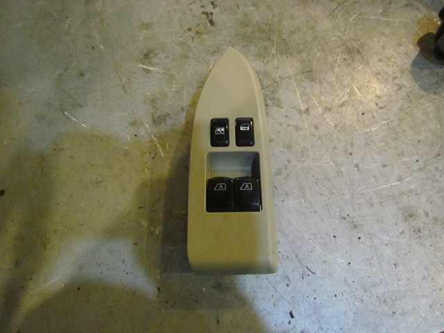 2003 Infiniti G35 Coupe LH Driver Master Door Switch 80961 AM800