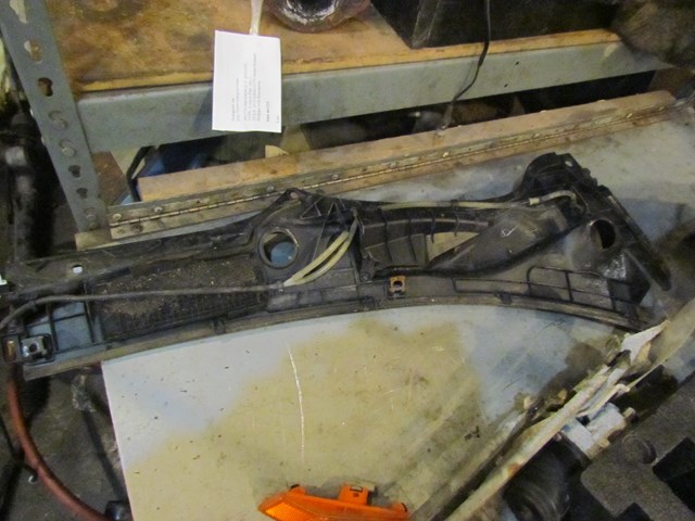 2003 Infiniti G35 Coupe LH Driver Wiper Cowl OEM