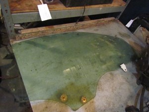 2003 Infiniti G35 Coupe RH Passenger Front Door Glass