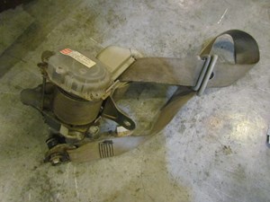 2003 Infiniti G35 Coupe Front LH Driver Seat Belt