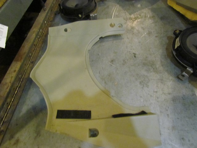 2003 Infiniti G35 Coupe Rear RH Passenger Seat Finish Trim