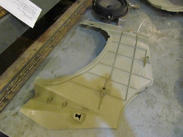 2003 Infiniti G35 Coupe Rear RH Passenger Seat Finish Trim