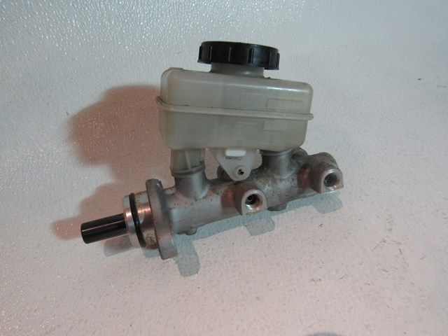 2003 Infiniti G35 Coupe Auto Trans Brake Master Cylinder