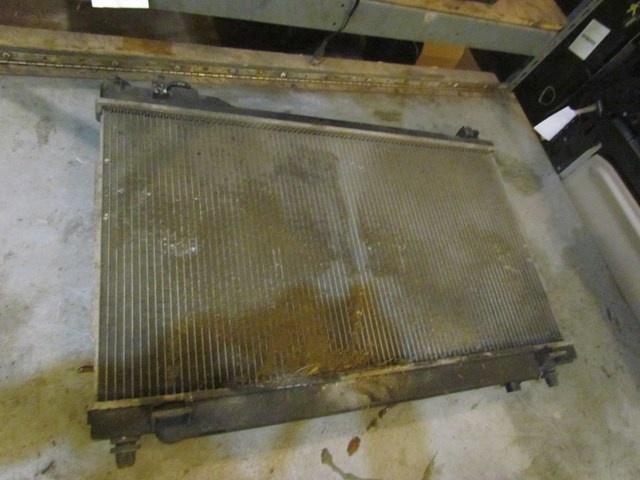 2003 Infiniti G35 Coupe Radiator w/Cap OEM
