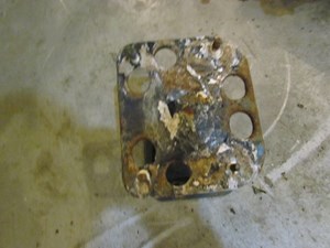 2003 Infiniti G35 Coupe Rear LH Driver Bumper Reinforcement Mount