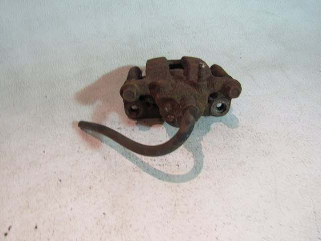 2003 Infiniti G35 Coupe Rear RH Passenger Caliper