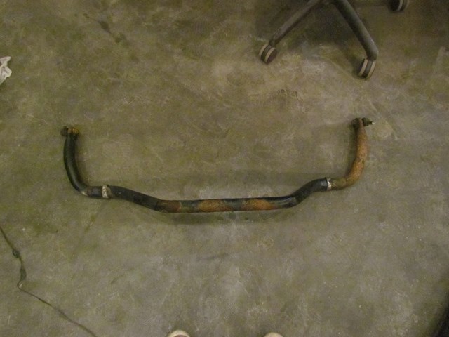 2003 Infiniti G35 Coupe Front Sway Bar