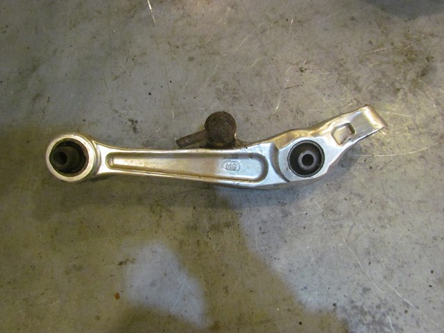 2003 Infiniti G35 Coupe Front RH Passenger Lower Control Arm
