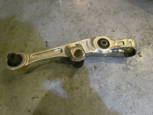 2003 Infiniti G35 Coupe Front RH Passenger Lower Control Arm