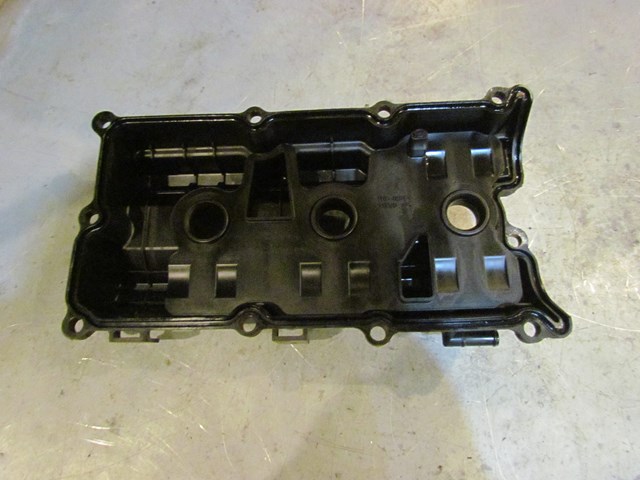 2003 Infiniti G35 Coupe RH Passenger Valve Cover