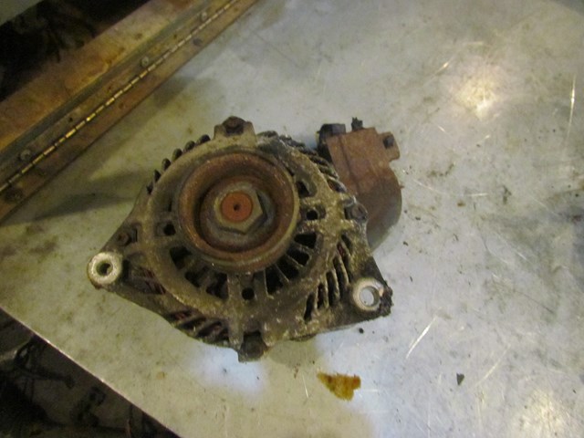 2003 Infiniti G35 Coupe Alternator in Avon, MN 56310 PB#303519