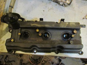 2003 Infiniti G35 Coupe LH Driver Valve Cover