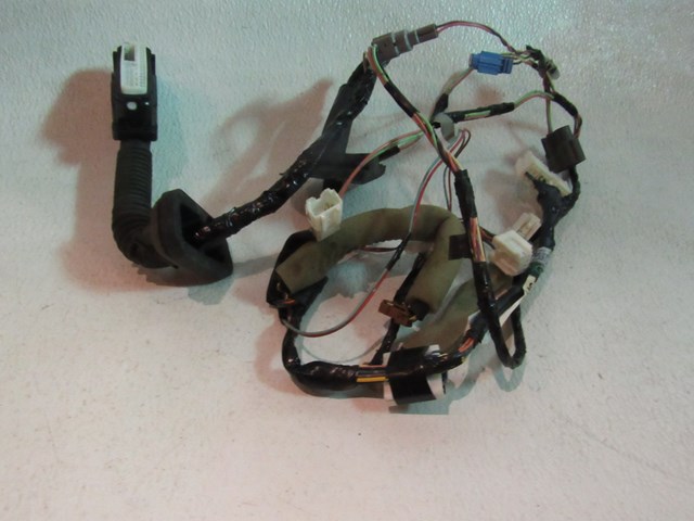 2007 Infiniti G35 Sedan Front RH Passenger Door Wiring 24124 JK60B