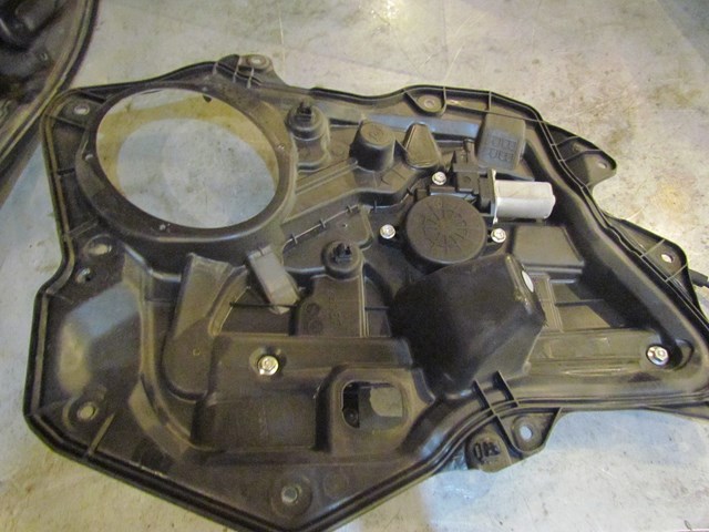 2010 Mazda SPEED3 Rear RH Passenger Window Motor & Regulator