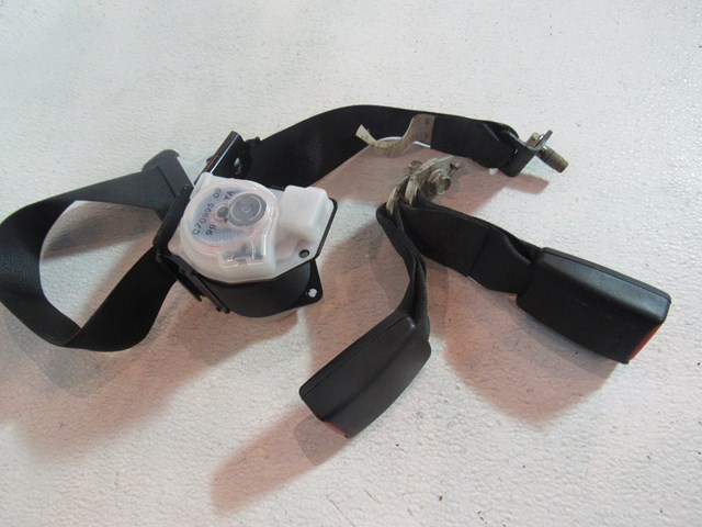 2010 Mazda SPEED3 Rear RH Passenger Seat Belt & Buckle