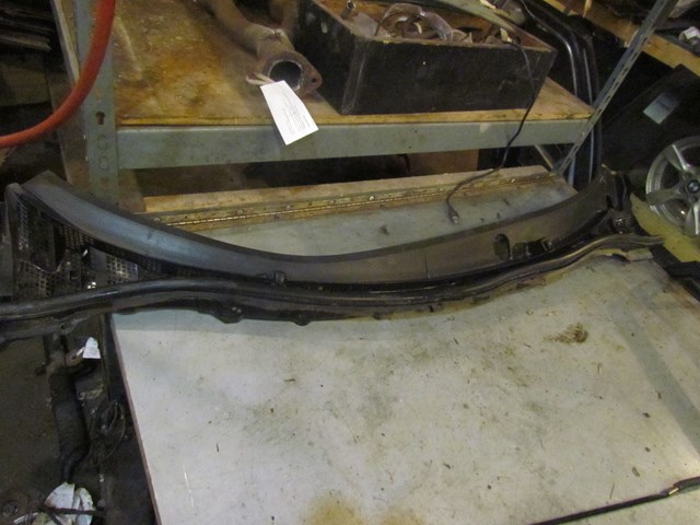 2010 Mazda SPEED3 RH LH Windshield Wiper Cowl OEM