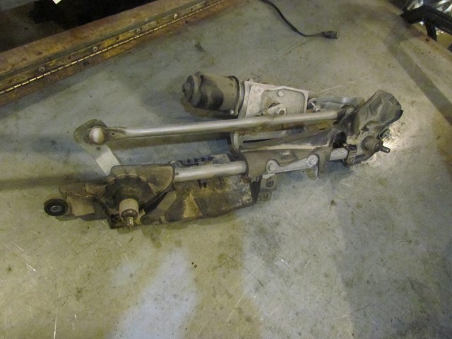2010 Mazda SPEED3 Windshield Wiper Motor