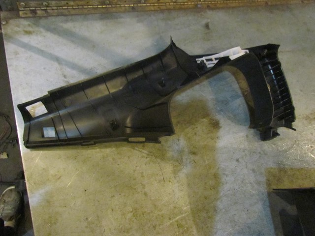 2003 NIssan 350z RH Passenger B/C Pillar Trim Panel 76934 CD000