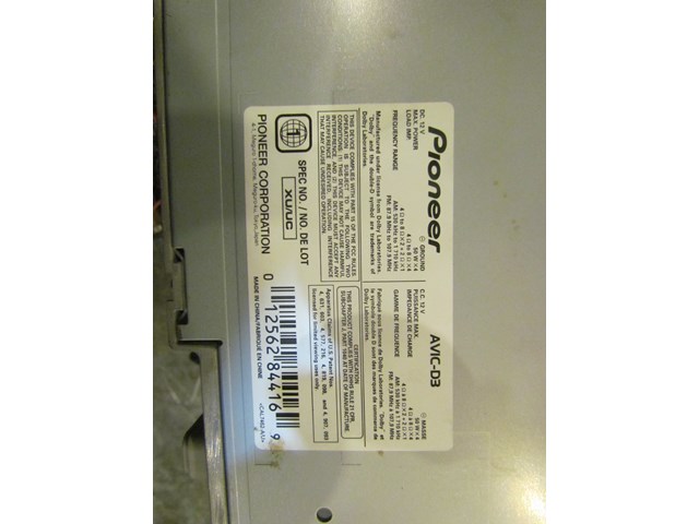 Pioneer AVIC-D3 Double Din Radio With Navigation