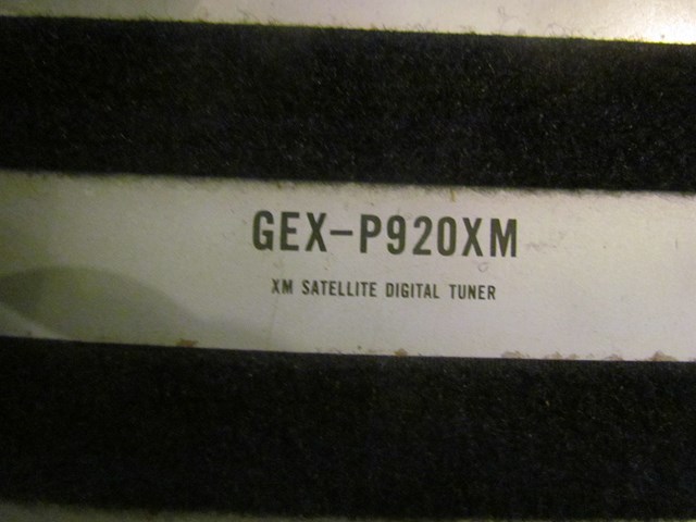 Pioneer AVIC-D3 Double Din Radio With Navigation