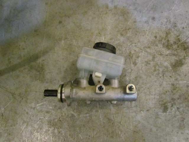 2003 Nissan 350Z Brake Master Cylinder